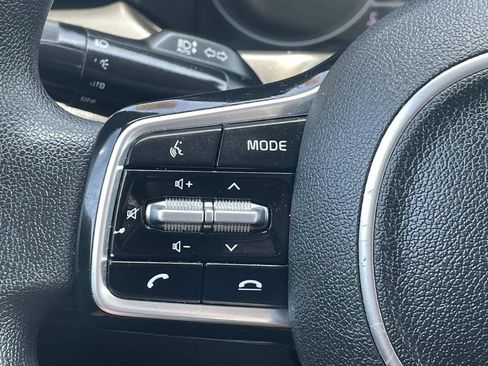 Used 2021 Kia Sorento LX FWD image 25