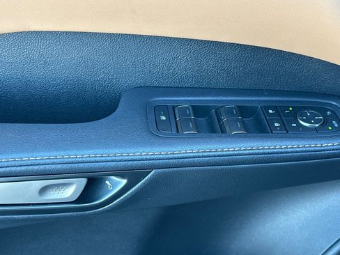 Certified 2025 Lexus RX 350 FWD w/ Technology Package image 14