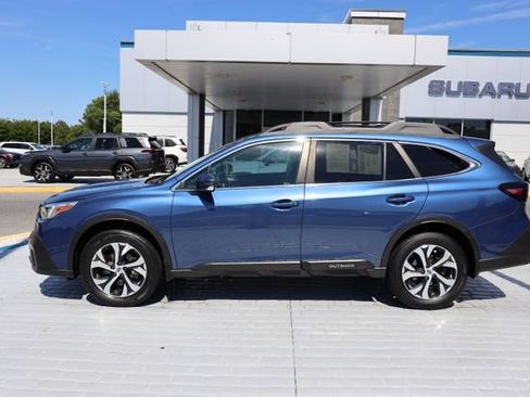 Used 2020 Subaru Outback Limited XT w/ Popular Package #2 AWD/4WD image 2