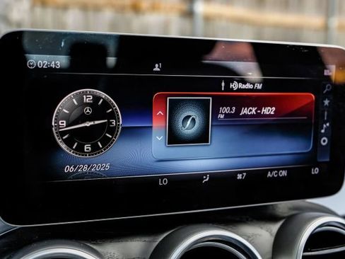 Used 2020 Mercedes-Benz C 300 Sedan image 26