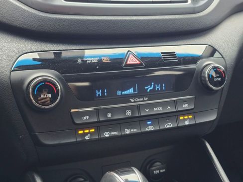 Used 2017 Hyundai Tucson SE Plus w/ Cargo Package image 32