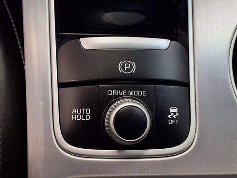 Used 2018 Kia Stinger GT2 image 8