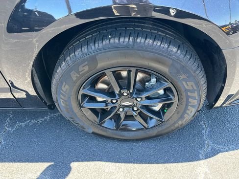 Used 2020 Dodge Grand Caravan SE FWD image 12