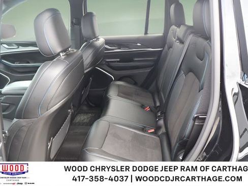 Used 2023 Jeep Grand Cherokee Trailhawk AWD/4WD image 27