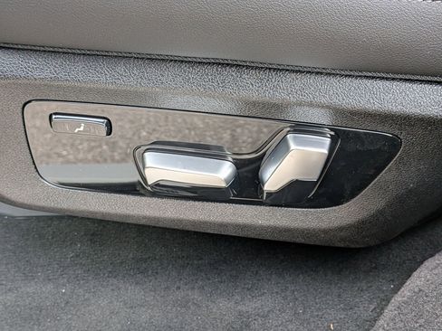 New 2026 BMW X7 xDrive40i w/ M Sport Package image 32