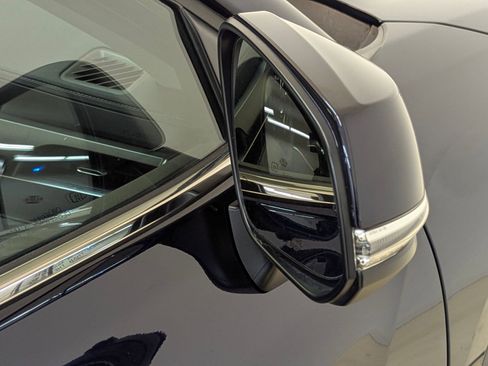 Used 2024 Toyota Highlander Limited image 21