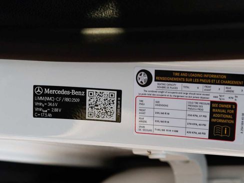 Used 2026 Mercedes-Benz GLC 300 GLC 300 image 31