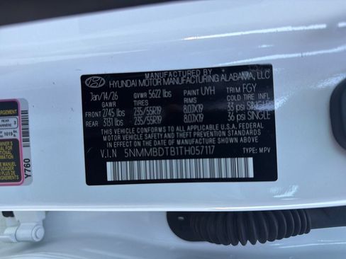 Certified 2026 Genesis GV70 2.5T Advanced AWD/4WD image 18