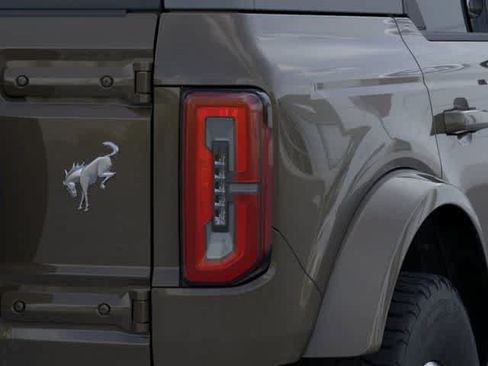 New 2025 Ford Bronco Outer Banks AWD/4WD image 23