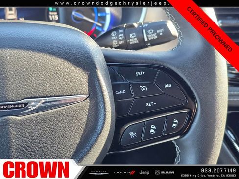 Certified 2024 Chrysler Pacifica Select image 31