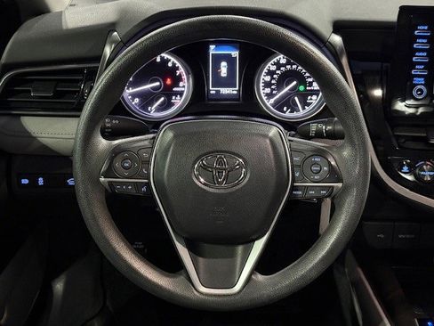 Used 2022 Toyota Camry LE image 25