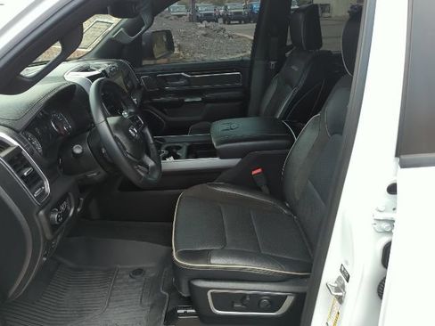 Used 2022 RAM 1500 Laramie RWD image 16