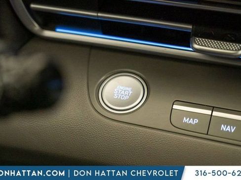 Used 2024 Hyundai Elantra SEL image 13