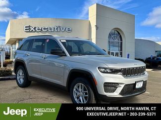 New 2025 Jeep Grand Cherokee Laredo X w/ Luxury Tech Group I video 1