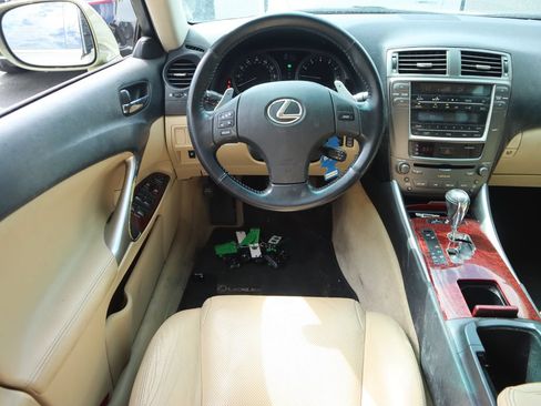 Used 2007 Lexus IS 250 RWD image 6