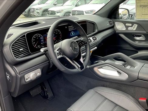 New 2026 Mercedes-Benz GLS 450 GLS image 6