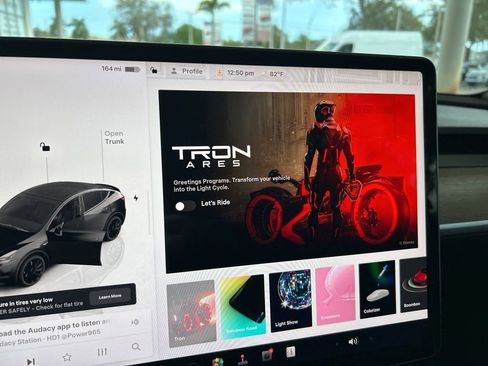 Used 2022 Tesla Model Y Performance image 53