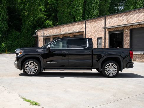 Used 2019 GMC Sierra 1500 Denali w/ Denali Ultimate Package AWD/4WD image 4