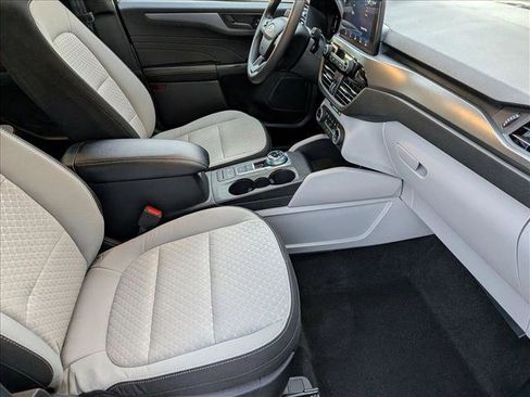 Used 2025 Ford Escape Active AWD/4WD image 20