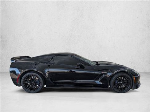 Used 2017 Chevrolet Corvette Z06 RWD image 4