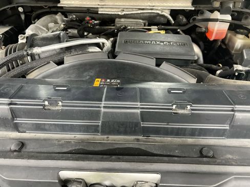 Used 2020 GMC Sierra 2500 Denali w/ Denali Ultimate Package image 26