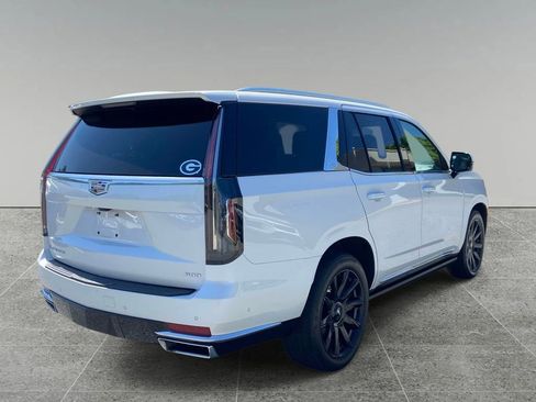 Certified 2023 Cadillac Escalade Premium Luxury Platinum AWD/4WD image 4