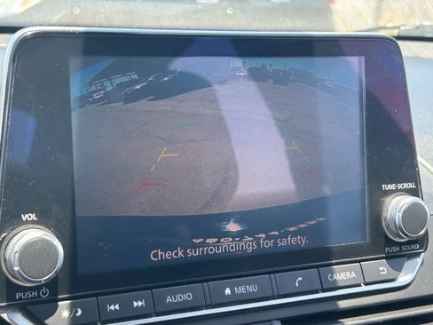 Used 2022 Nissan Altima 2.5 SV FWD image 30