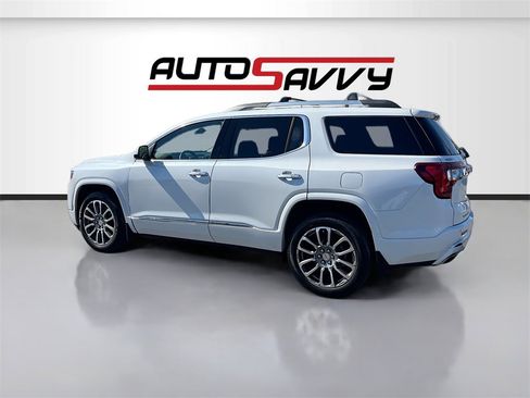 Used 2023 GMC Acadia Denali w/ Denali Ultimate Package image 5