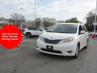 Used 2015 Toyota Sienna XLE