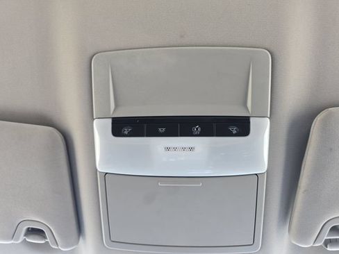 Used 2024 Nissan Altima 2.5 SR FWD image 7