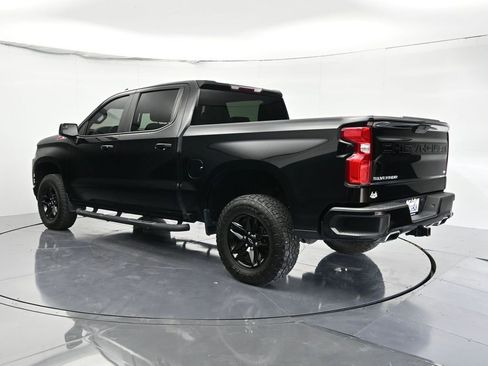 Used 2021 Chevrolet Silverado 1500 LT Trail Boss w/ Bed Protection Package image 7