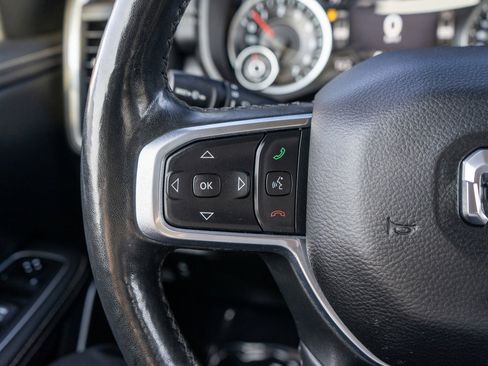 Used 2019 RAM 1500 Laramie AWD/4WD image 24