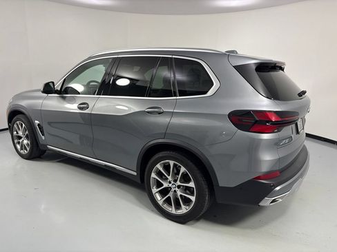 Certified 2024 BMW X5 xDrive40i w/ Premium Package AWD/4WD image 6