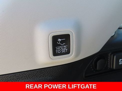 Used 2023 Jeep Grand Cherokee Limited w/ Luxury Tech Group II AWD/4WD image 34