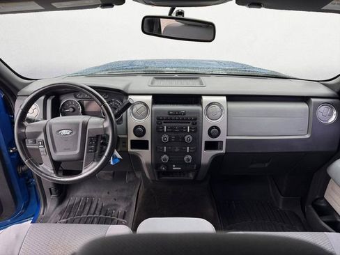 Used 2011 Ford F150 XLT w/ XLT Chrome Pkg image 10