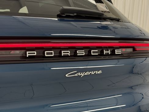 New 2026 Porsche Cayenne E-Hybrid image 62
