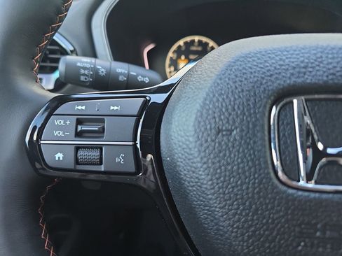 New 2025 Honda Pilot TrailSport image 18