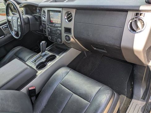 Used 2017 Ford Expedition Limited w/ Equipment Group 301A image 17