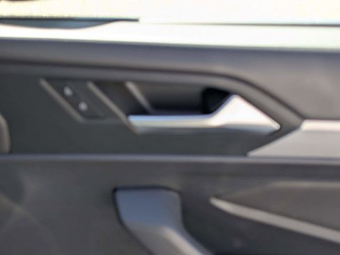 Used 2021 Volkswagen Jetta SE image 34