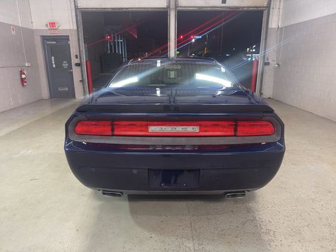 Used 2013 Dodge Challenger R/T Plus RWD image 7