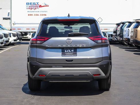 Used 2023 Nissan Rogue S FWD image 5