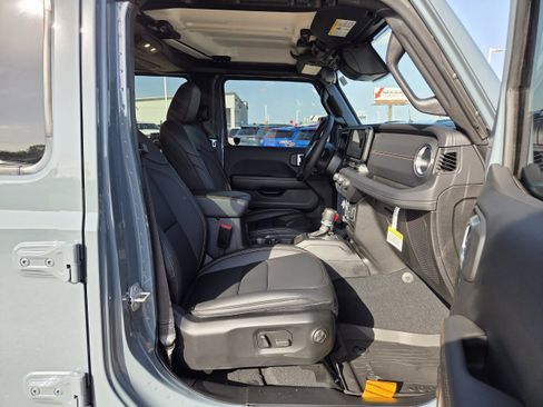 New 2026 Jeep Gladiator Sport image 19