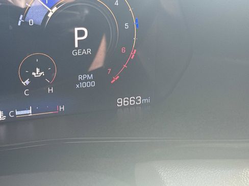 Used 2024 Chevrolet Colorado ZR2 w/ Technology Package image 26