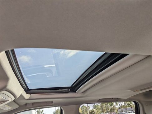 Used 2017 Chevrolet Silverado 3500 High Country w/ Duramax Plus Package image 18