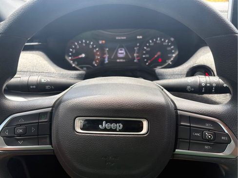 Used 2024 Jeep Compass Sport AWD/4WD image 13
