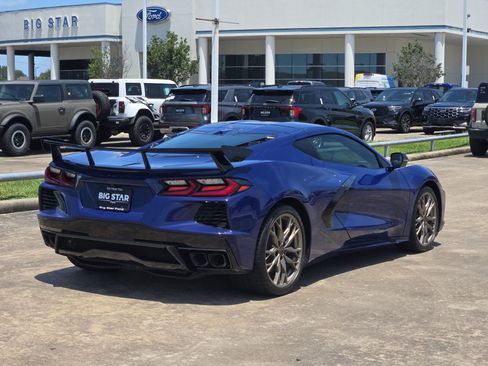 Used 2026 Chevrolet Corvette Stingray Coupe RWD image 3