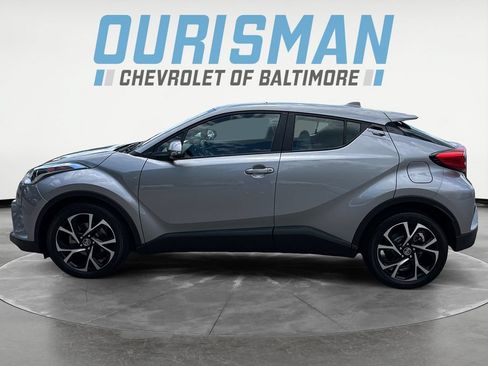 Used 2019 Toyota C-HR XLE FWD image 3