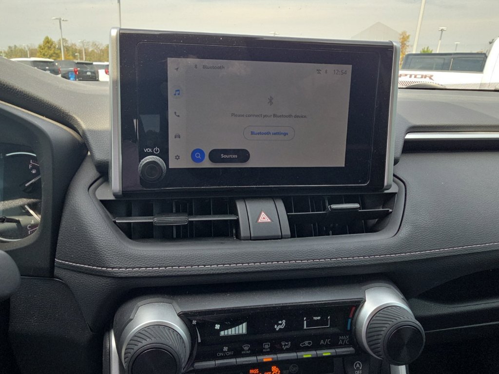 Used 2024 Toyota RAV4 LE FWD image 18