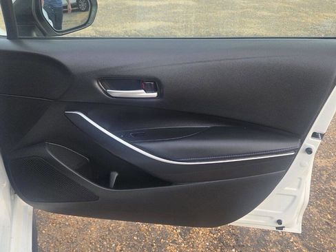 Used 2021 Toyota Corolla SE image 22