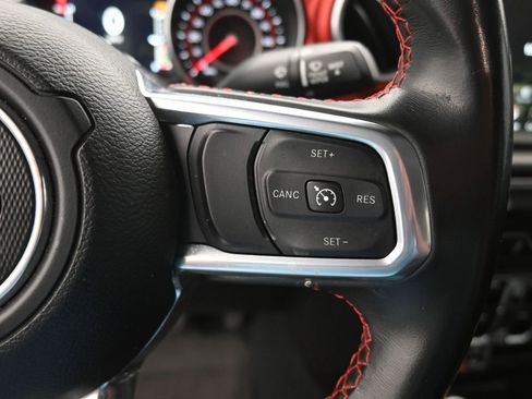 Used 2022 Jeep Gladiator Rubicon AWD/4WD image 7